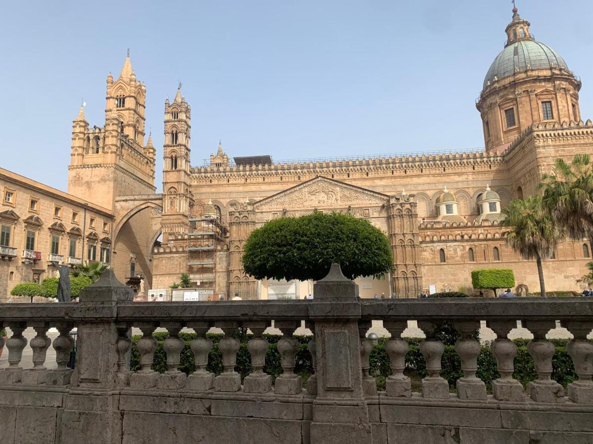 Suite alla Cattedrale Palermo Esterno foto